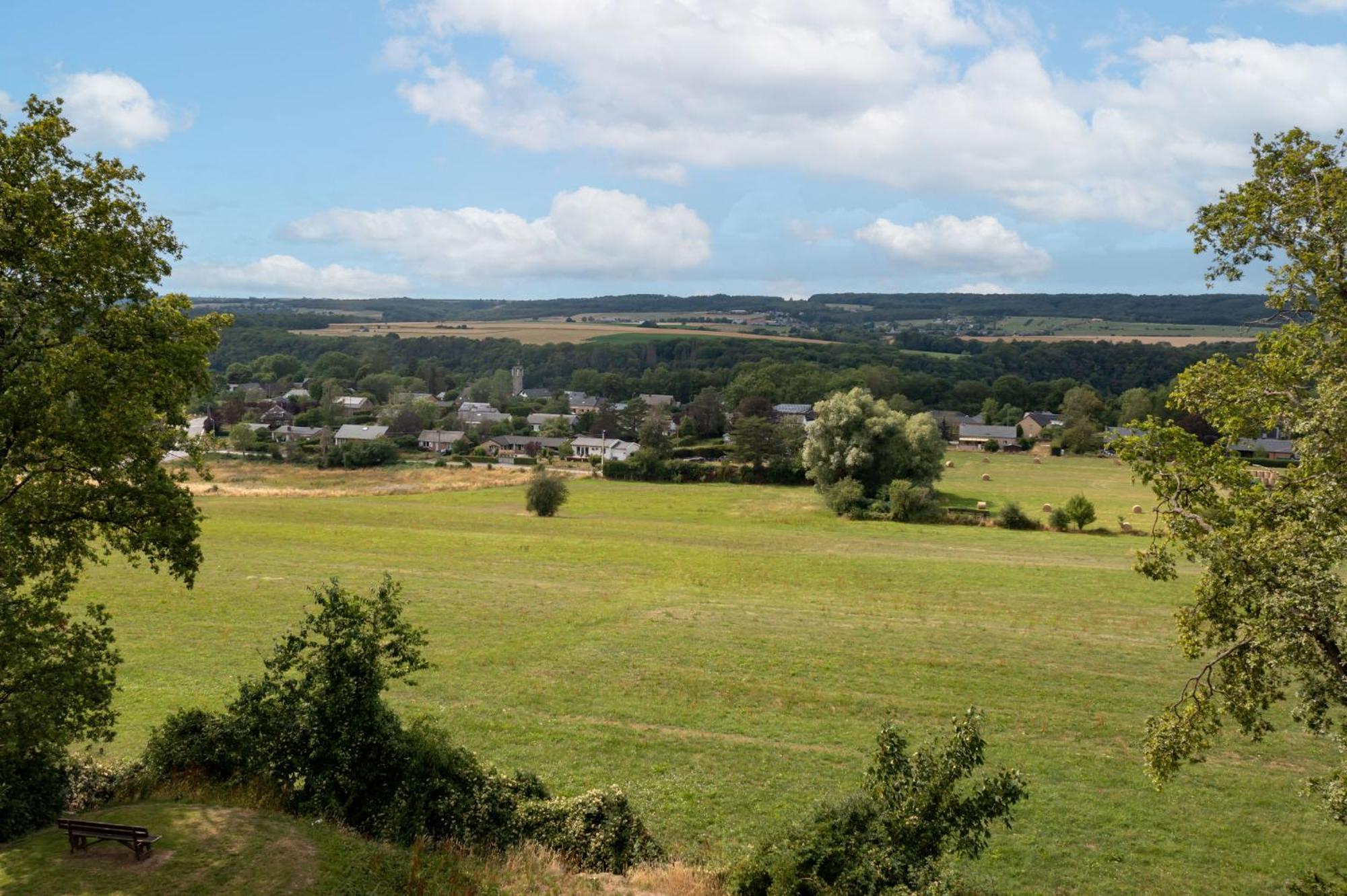 Gite 1 Maison Caerdinael - Gite 14 Personnes Sur Les Hauteurs De Durbuy Exteriör bild